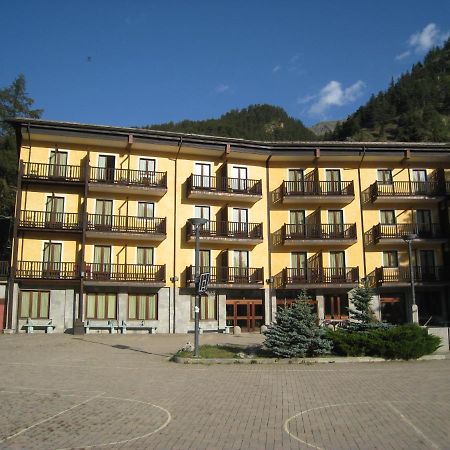 Casalpina Don Barra Hotel Pragelato Esterno foto