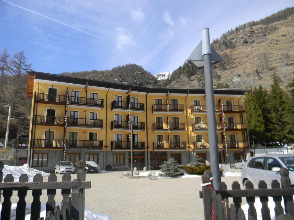 Hotel Casalpina Don Barra Pragelato Esterno foto
